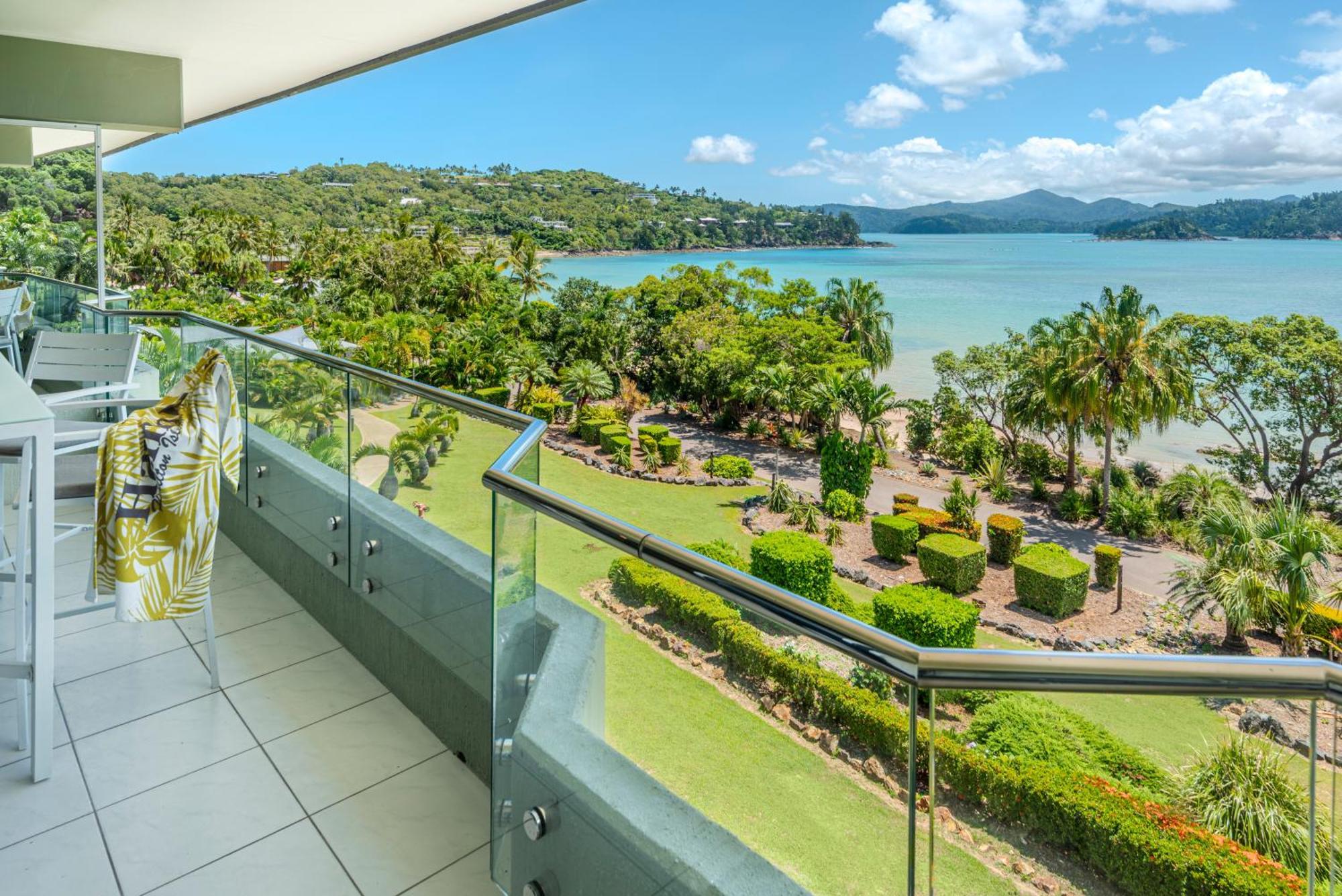 Lagoon Beachfront Lodge 202 On Hamilton Island By Hamorent Buitenkant foto